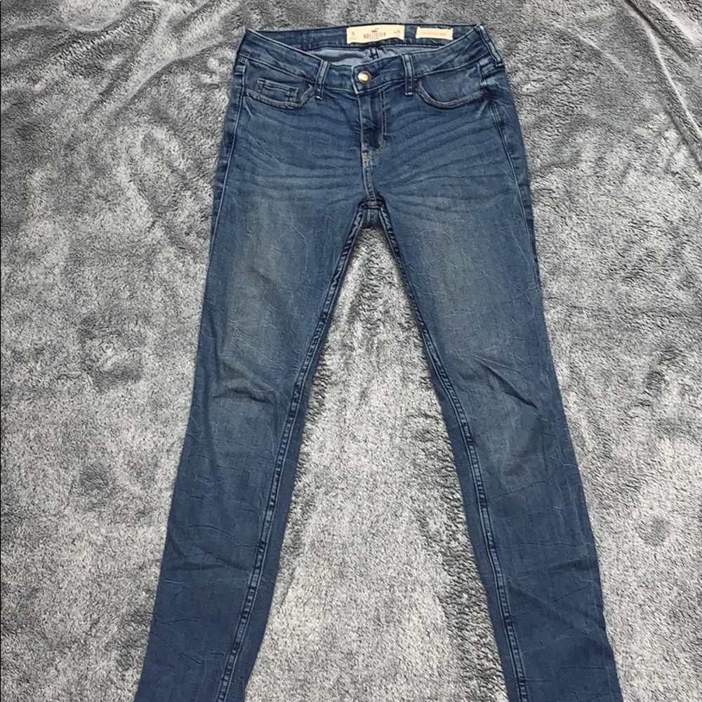 Hollister Low-Rise Super Skinny Jeans